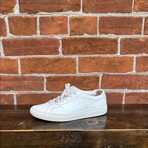 Common Projects White Leather Achilles Low Sneakers
